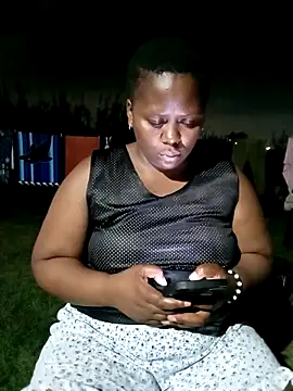 BlackPearlxxo online show from May 3, 4:21 pm