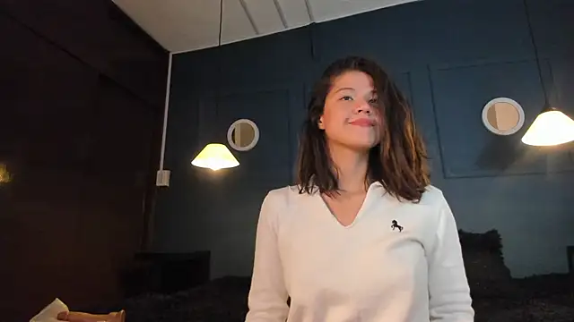 Skyy bloom online show from March 4, 12:23 pm