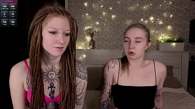 BobbieNibbe online show from February 19, 1:05 am