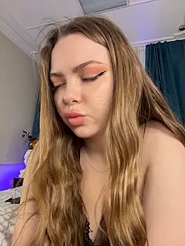 SinCityDoll online show from May 15, 5:22 am