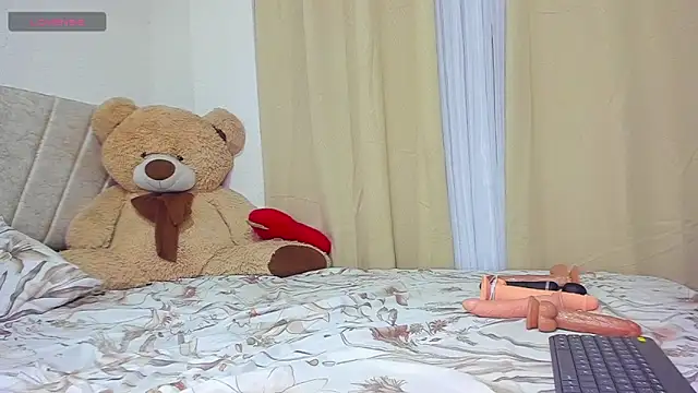 lia sweetty online show from January 18, 12:29 am