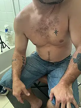2addictivelyhorny online show from July 20, 5:36 pm