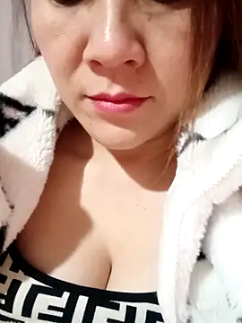 Lily-ross22 online show from November 26, 5:14 pm