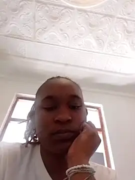 JuicyEbonyGoddess online show from May 4, 12:31 pm