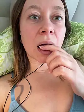 Brooke lover online show from February 20, 6:26 am