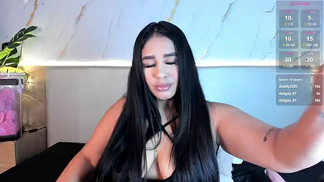Julietaa 1 online show from July 28, 12:48 pm