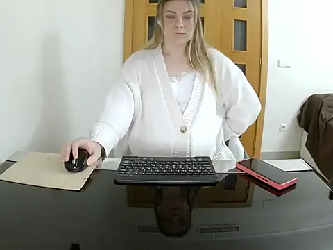 Adelyxveex online show from November 27, 11:07 pm