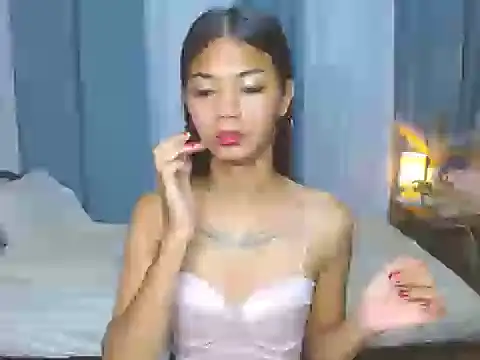 SamaraMillers online show from December 15, 11:59 am