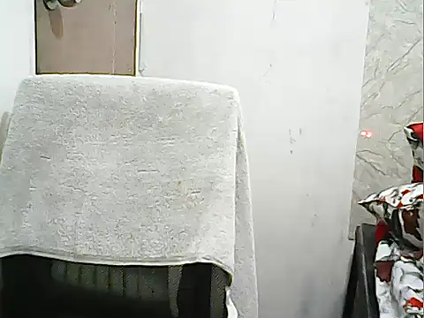 cutechubby online show from February 8, 1:09 am