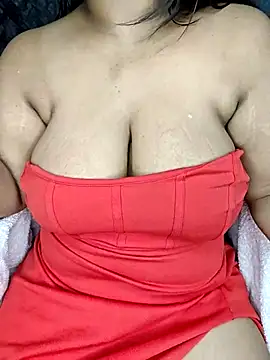 Curvy Pooja online show from June 10, 3:17 am