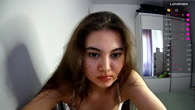 ArianeRandy online show from June 21, 3:16 pm