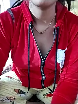 RASHMI SHARMA9 online show from February 16, 5:46 pm