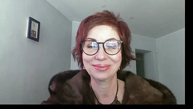 Kelly Flurr online show from December 16, 6:19 am