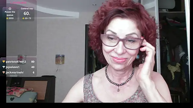 Kelly Flurr online show from July 4, 1:29 pm