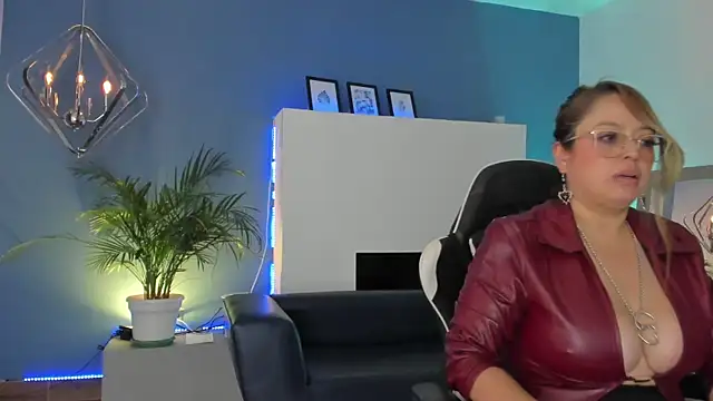 Anto Thompson online show from July 24, 7:44 pm