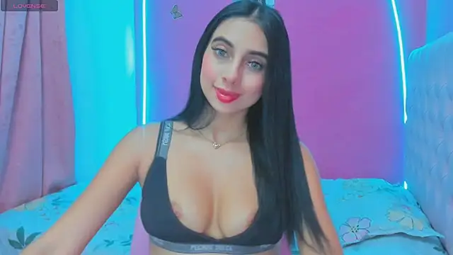 MiaCrimson online show from November 26, 4:13 am