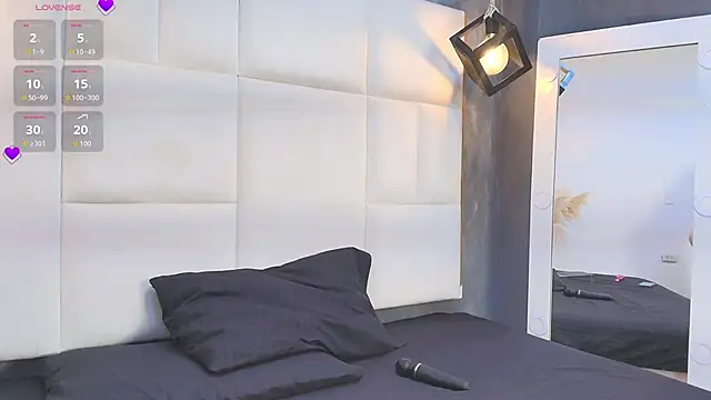 Kitty Langeline online show from November 28, 12:41 pm