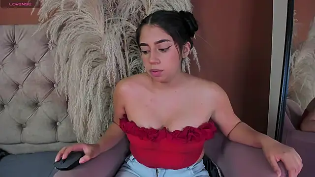 luna cute   online show from March 5, 8:37 pm