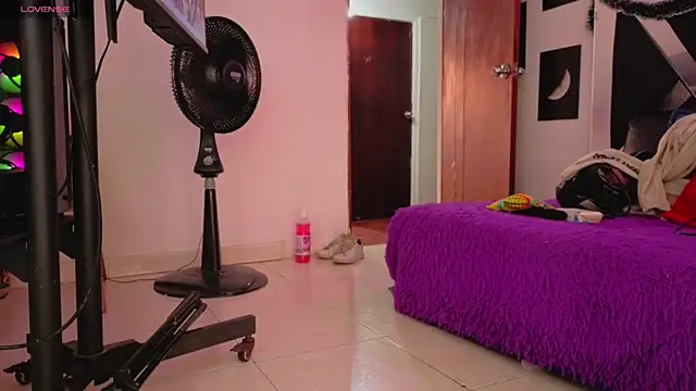 karla slut dirty online show from June 28, 12:45 pm