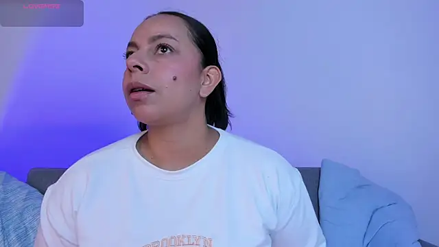 jimena chic1 online show from July 5, 6:57 pm