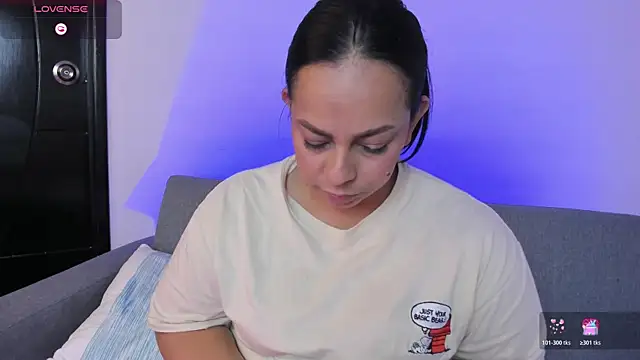 jimena chic1 online show from June 23, 7:23 pm