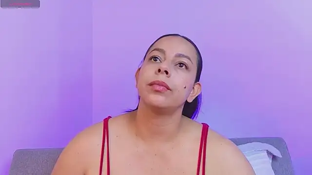 jimena chic1 online show from July 15, 9:52 pm