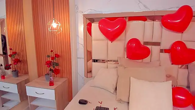 samantha quinnn online show from February 15, 6:16 am