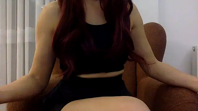 valoriaaaa online show from December 3, 11:40 pm