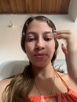 Vanneskk online show from May 4, 8:23 pm