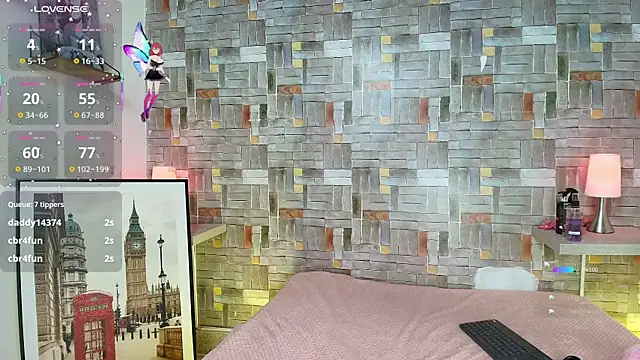 amyfuntime online show from November 30, 11:42 pm