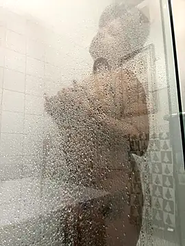 Hazel eyeddemonx online show from November 29, 3:21 am