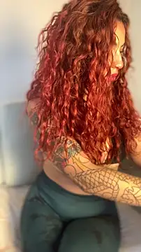 PrettyChloe  online show from April 29, 9:42 pm