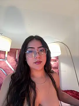 Dafne se online show from June 6, 9:10 pm