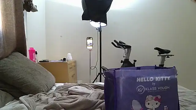 GabriellaManhas online show from July 31, 6:31 pm