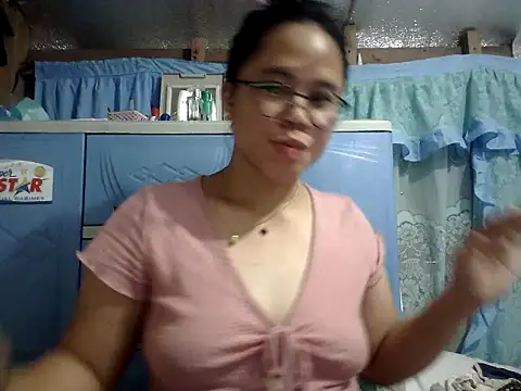 xxdreamgirl69 online show from June 25, 5:12 am