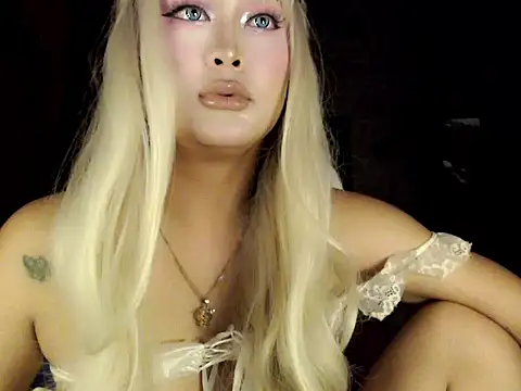 urfuckingdoll69 online show from June 19, 9:24 am
