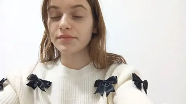 MildredVillareal online show from December 3, 3:03 pm