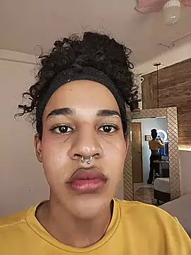 Amaia Monroe online show from July 13, 4:13 am