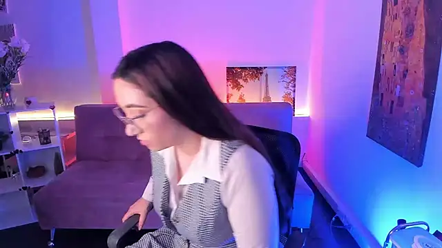 SwettieSammy online show from April 28, 12:20 pm