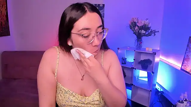 SwettieSammy online show from June 17, 12:06 pm