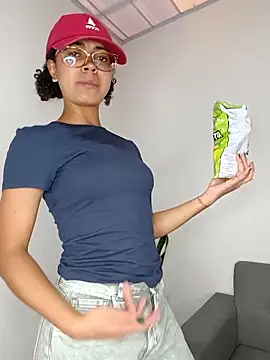   VioletaHeaven   online show from February 14, 10:12 pm