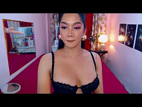 UrScreenGoddess online show from June 12, 5:04 am