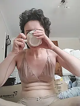 Amy01112 online show from July 5, 1:39 pm