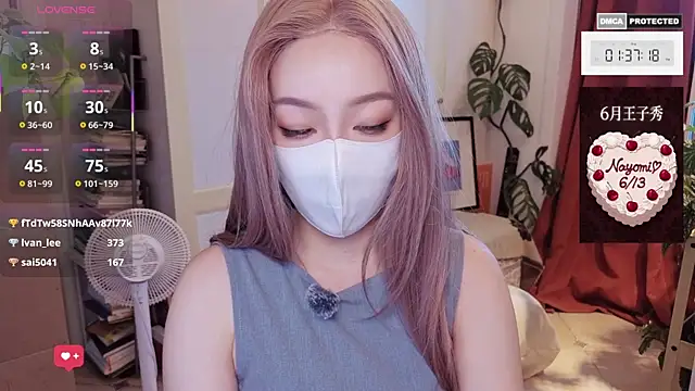 nayomi 34f online show from June 11, 5:37 am