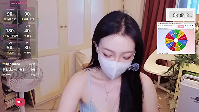 nayomi 34f online show from April 29, 8:17 am