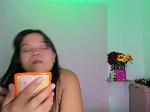 18teenssexy online show from March 17, 11:09 pm