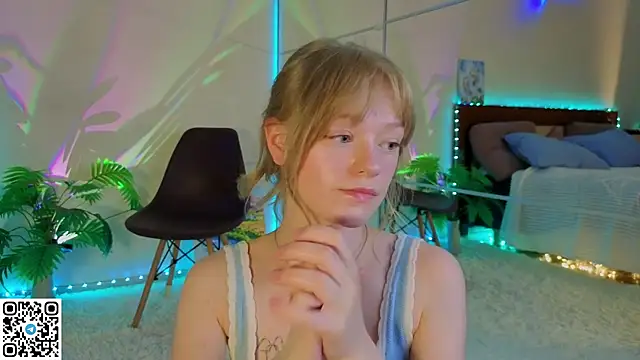MatthewHoffis online show from July 18, 8:22 pm