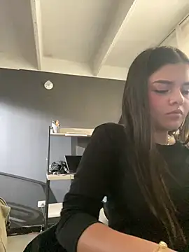 Camila Duarte2 online show from January 6, 5:38 pm