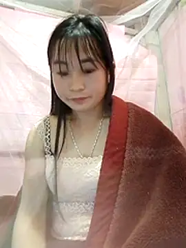 Maiphu34 online show from April 23, 8:44 am