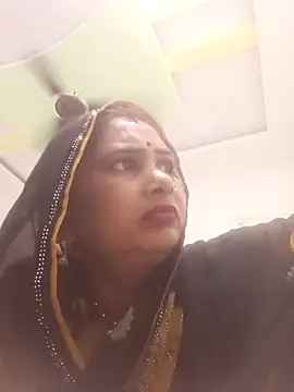 Your-shreya143 online show from February 21, 7:42 am